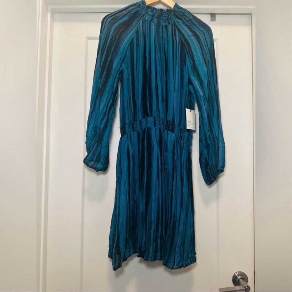 🦋 NWT! BELLA DAHL Smocked Waist Teal & Black Striped Dress - Size Medium